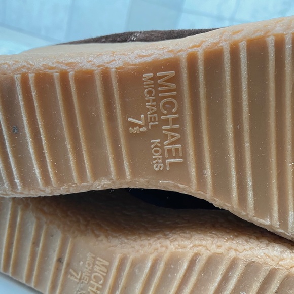 Michael Kors Wedge Boots Sherpa Lined Size 7.5 - Picture 13 of 14